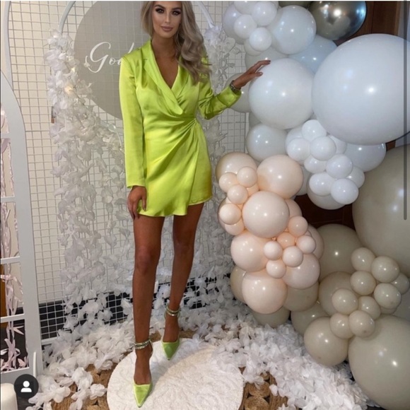 ZARA Satin Effect Shoulder Pad Dress Lime Green - Picture 2 of 7